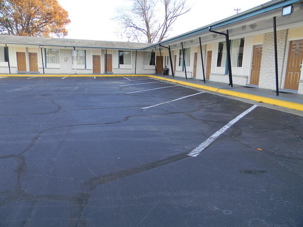 Fairfax Motel Roanoke Rapids Buitenkant foto